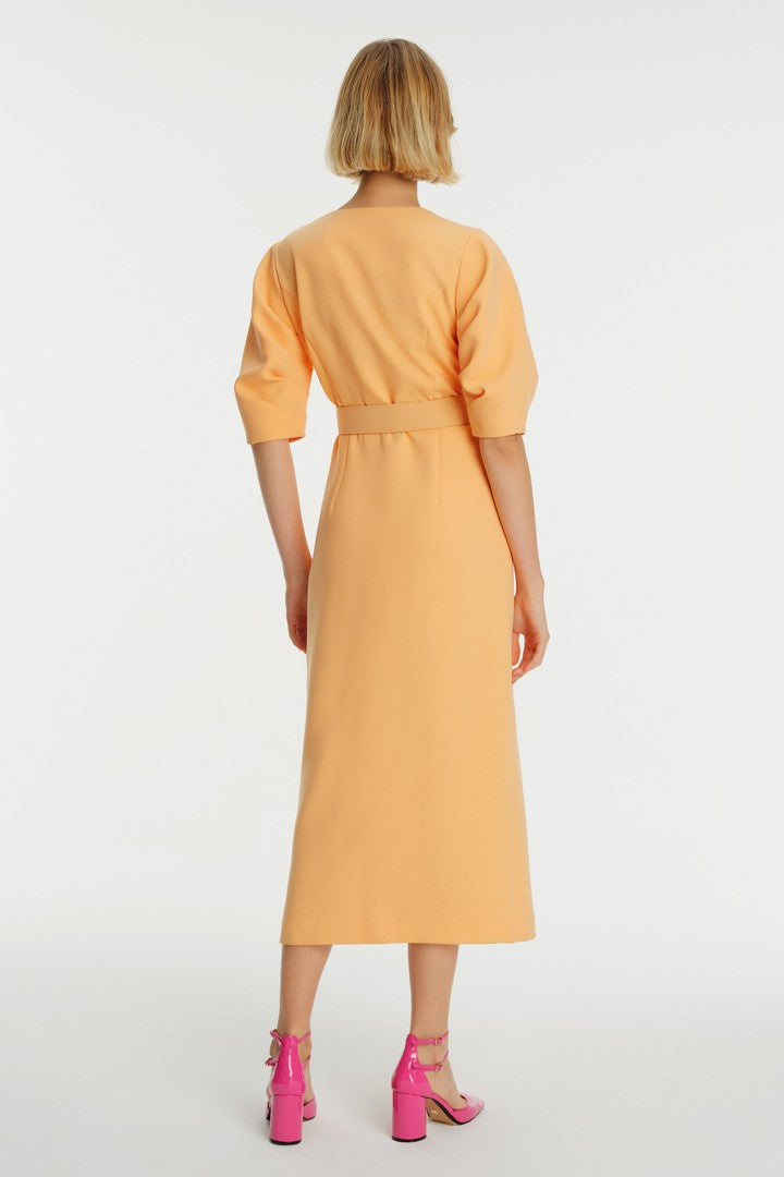 V Yaka Kol Detaylı Kemerli Krep Elbise