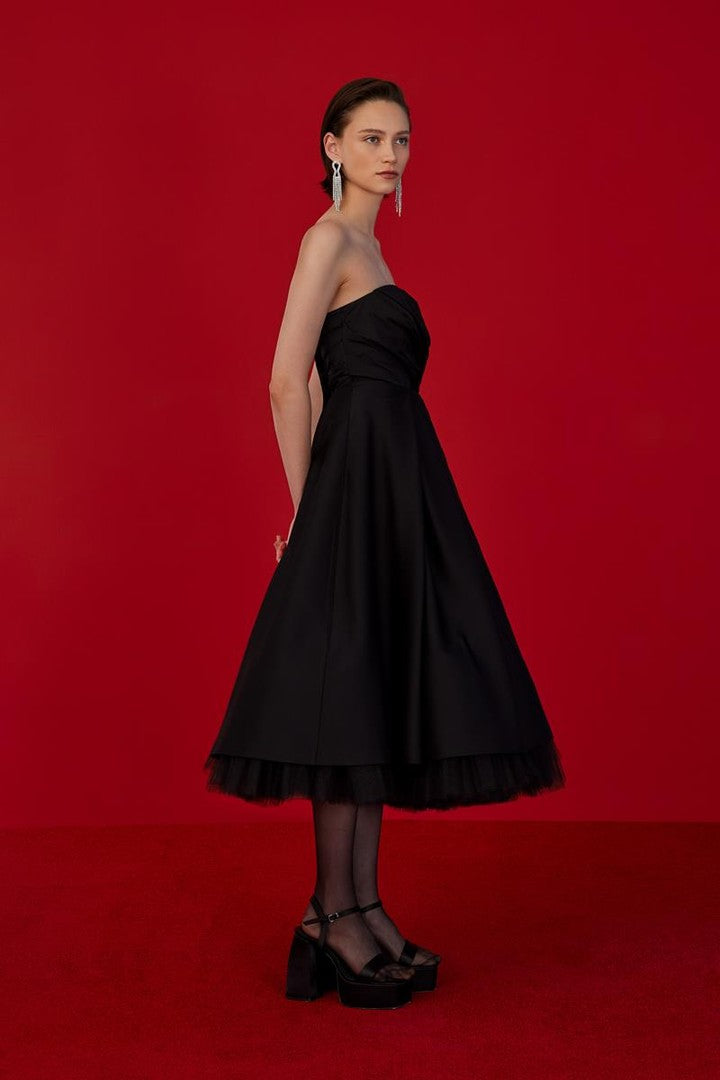 Straples Kabarık Maxi Elbise