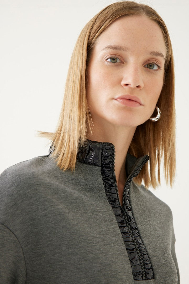 Şerit Detaylı Sweatshirt