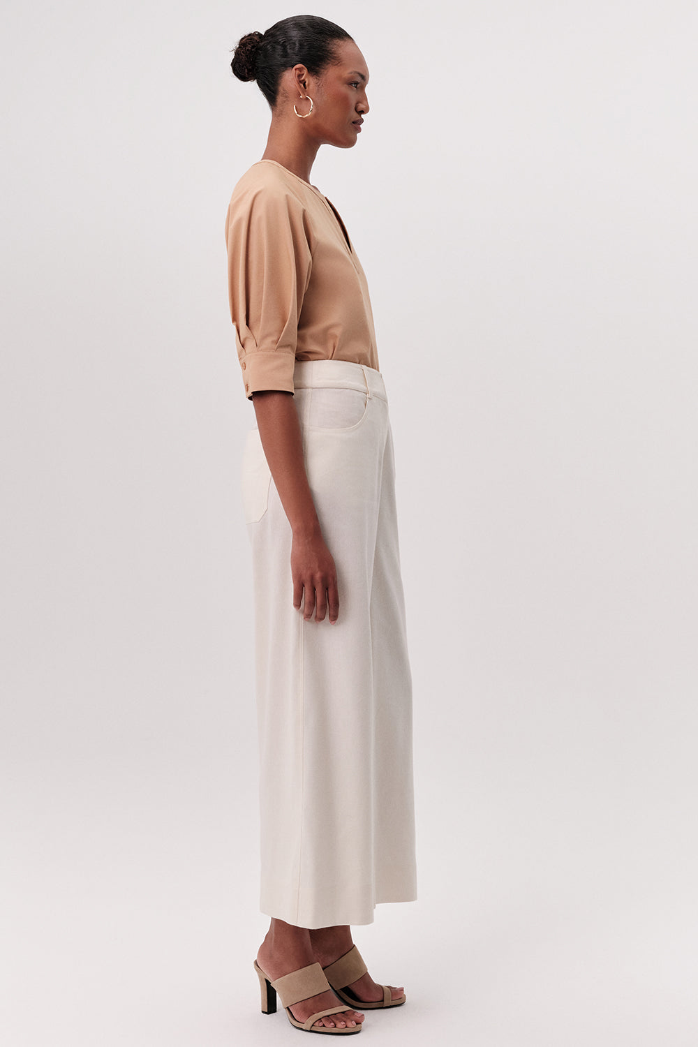 Yüksek Bel Fermuarlı Cepli Geniş Paça Regular Krem Pantolon