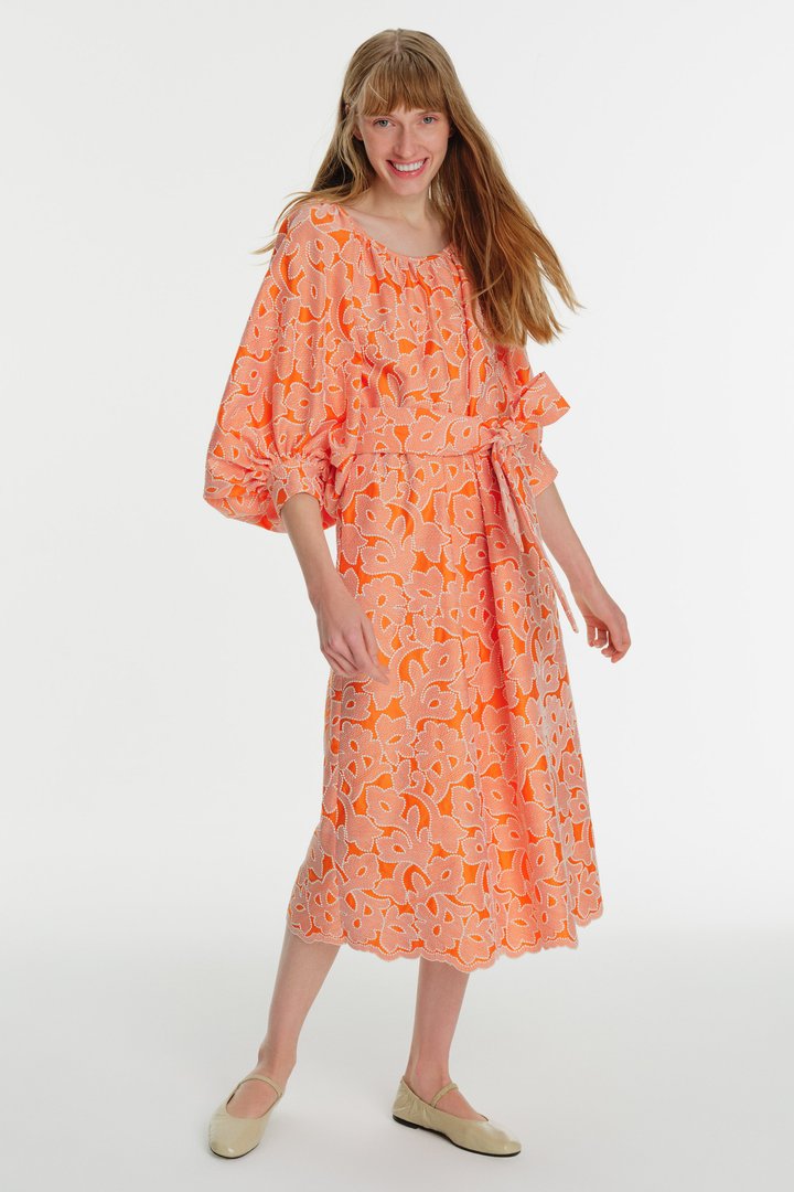 Balon Kol Brodeli Midi Pamuk Elbise