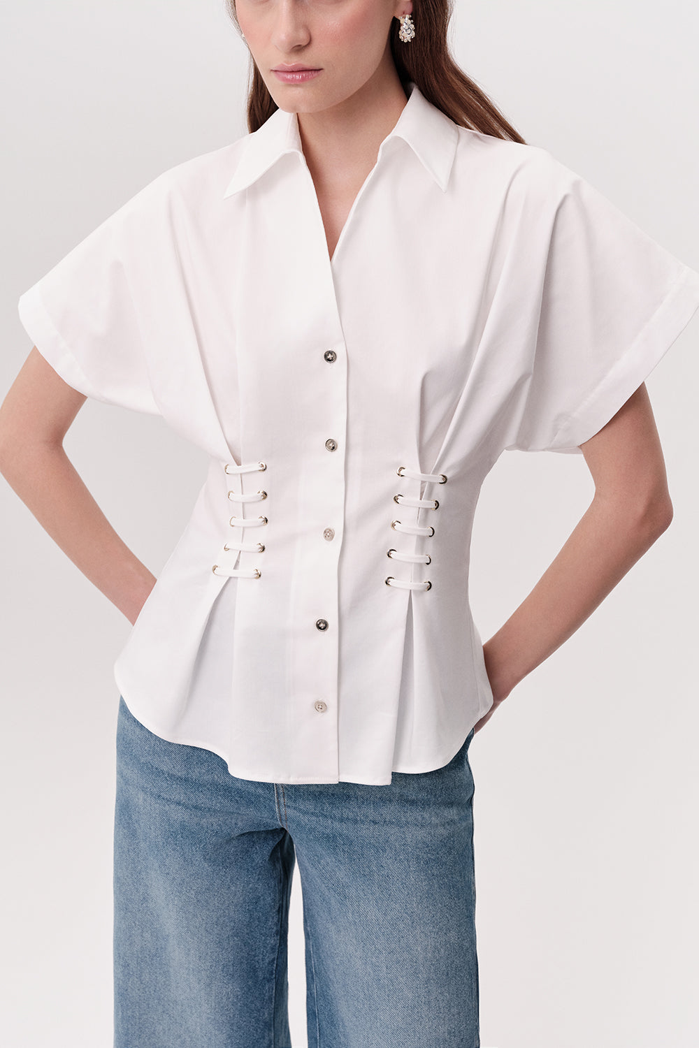 Gömlek Yaka Bağcık Detaylı Bele Oturan Regular Ekru Gömlek