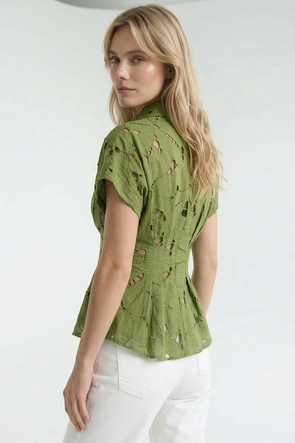 Gömlek Yaka Kısa Kollu Delikli Bele Oturan Regular Yeşil Gömlek
