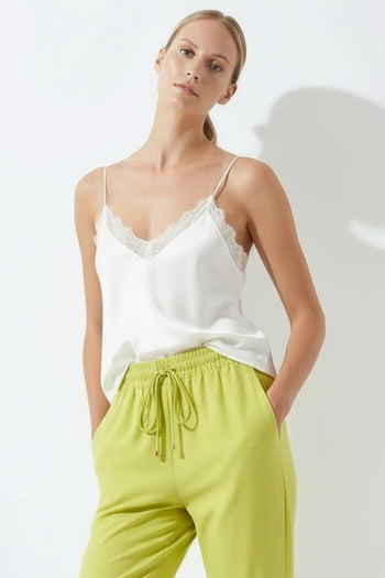 Askılı ve Dantelli Viskon Bluz Modeli