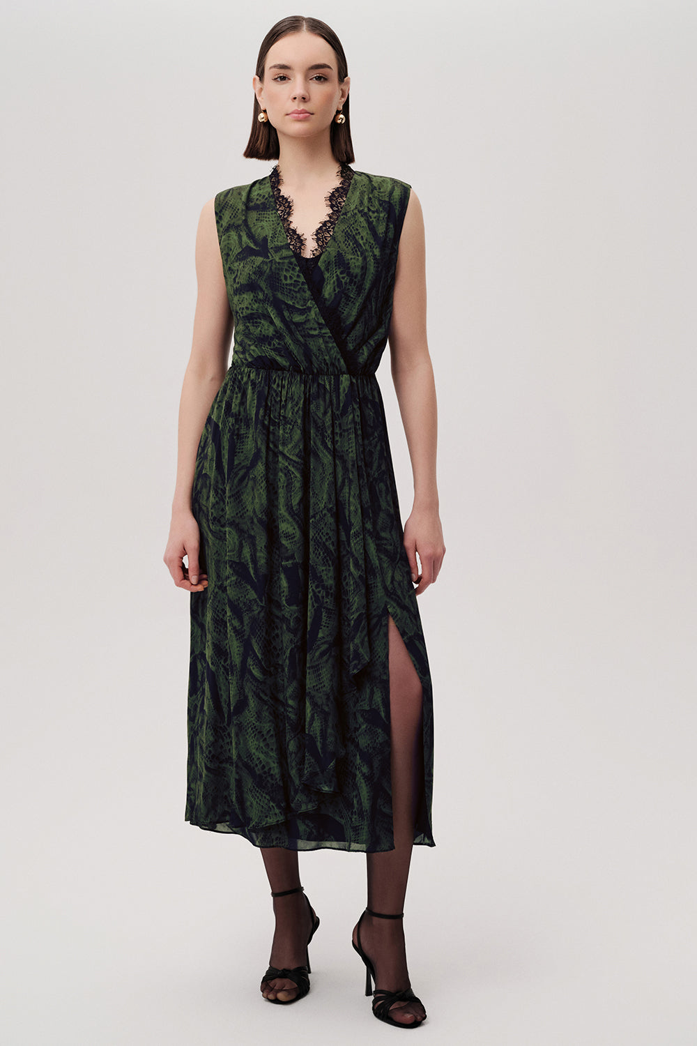 Desenli Kruvaze Dantel Yaka Yırtmaçlı Regular Midi Yeşil Elbise
