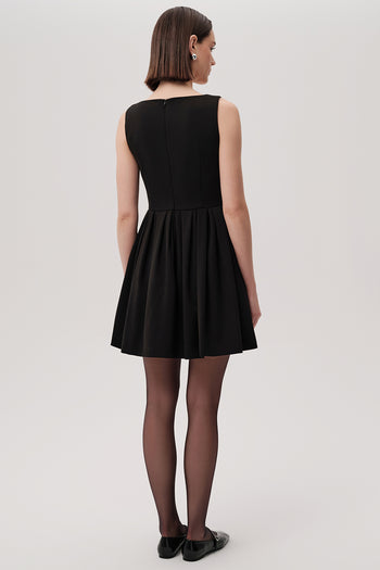 Dantel Detaylı Pileli Slim Fit Kuplu Mini Siyah Elbise