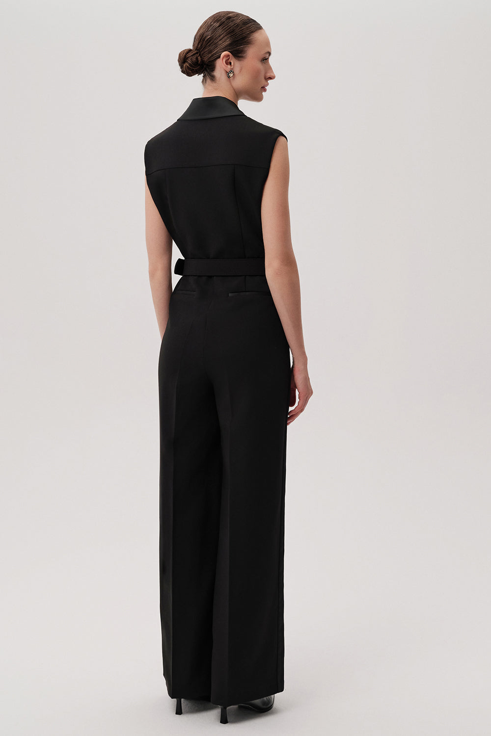 Kolsuz Kemerli Slim Fit Geniş Paça Siyah Tulum