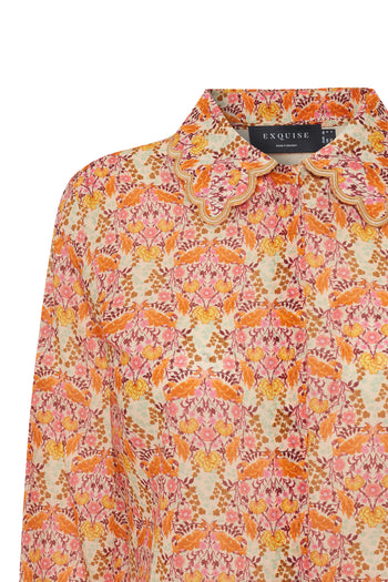 Yaka Detaylı Regular Fit Çiçek Desenli Gömlek