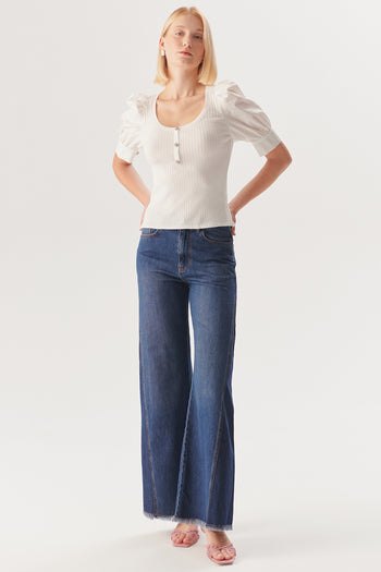 Balon Kol Taşlı Düğme Detaylı Beyaz Bluz