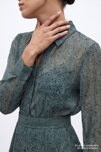 Astarlı Beli Nervür Dikişli Slim Fit Şifon Çok Renkli Gömlek