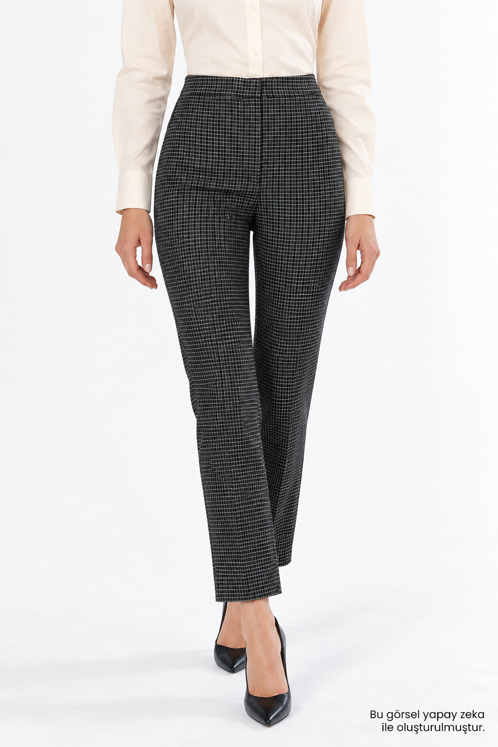 Arkası Lastikli Dar Paça Slim Fit Pantolon