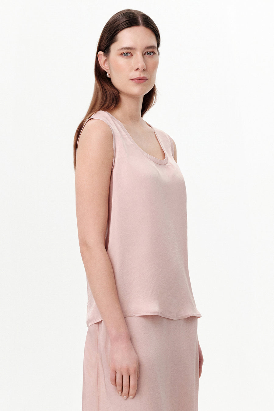 Yuvarlak Yaka Saten Yüzeyli Ajurlu Regular Pembe Bluz