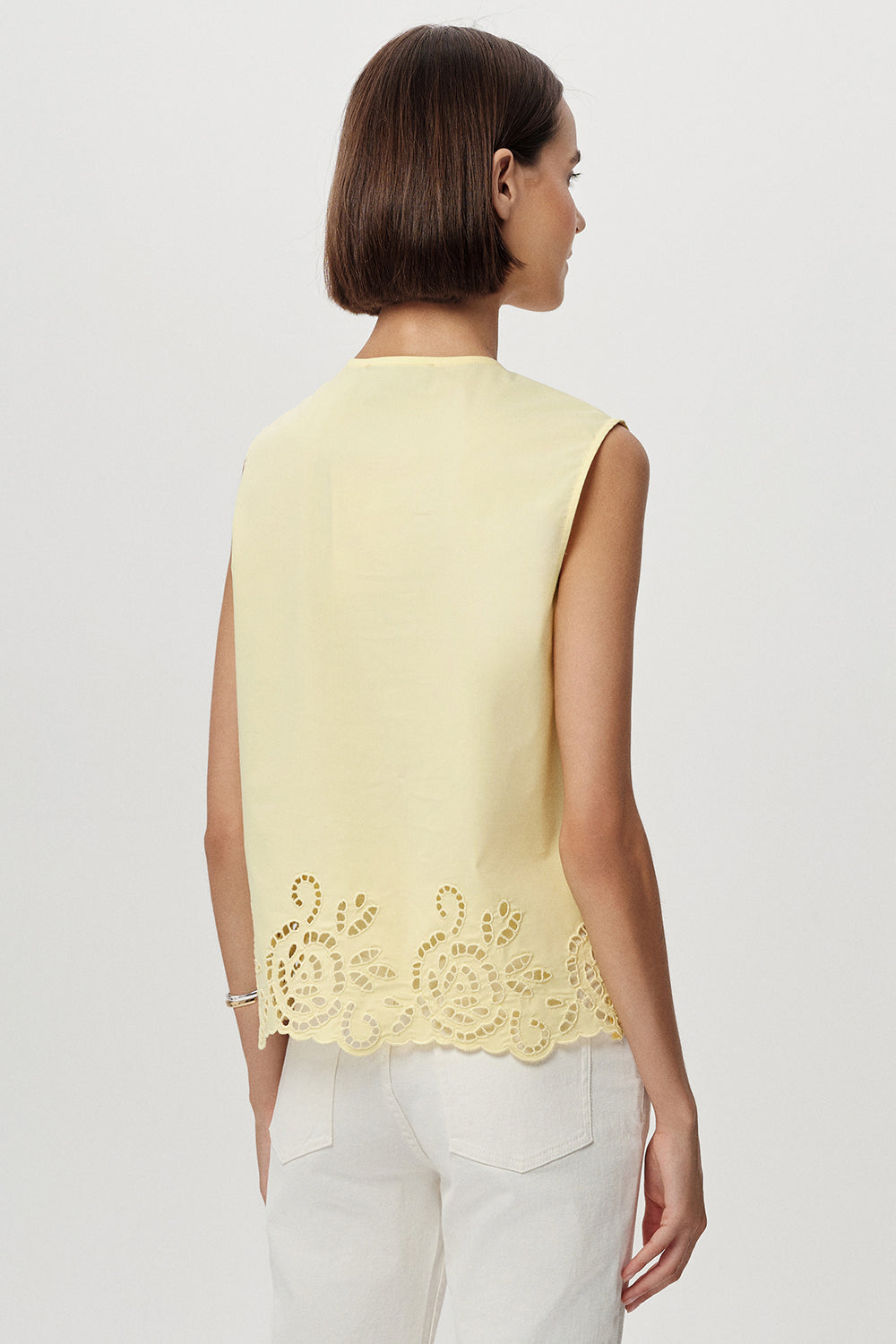 Kolsuz Yakası Bağcıklı Brode Nakışlı Regular Sarı Bluz