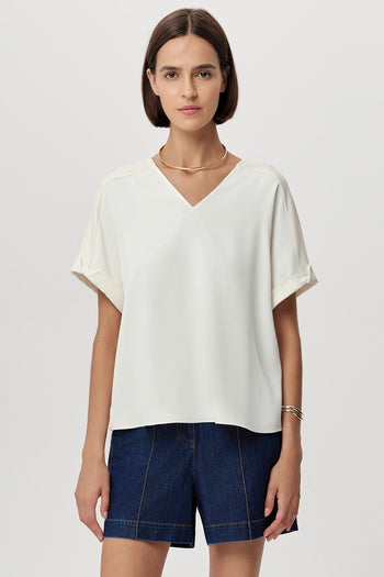 V Yaka Kısa Kollu Örme Detaylı Regular Ekru Bluz