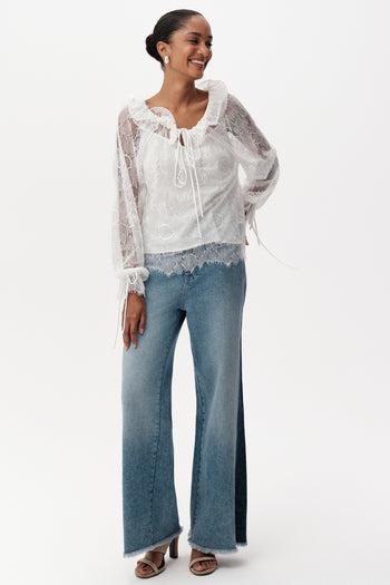 Uzun Kollu Yakası Bağcıklı Dantel Regular Ekru Bluz
