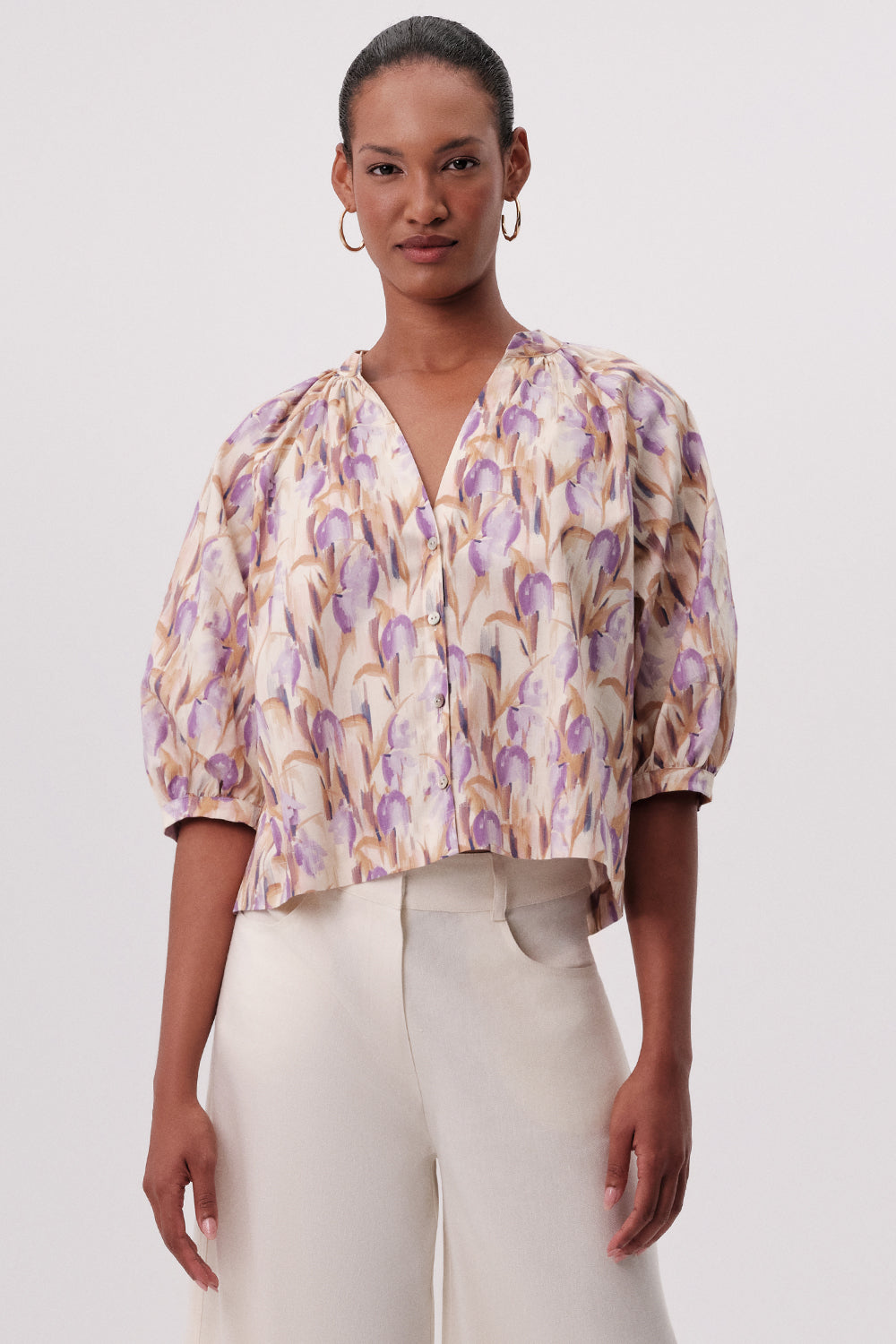 V Yaka Kısa Kol Düğmeli Regular Çok Renkli Gömlek