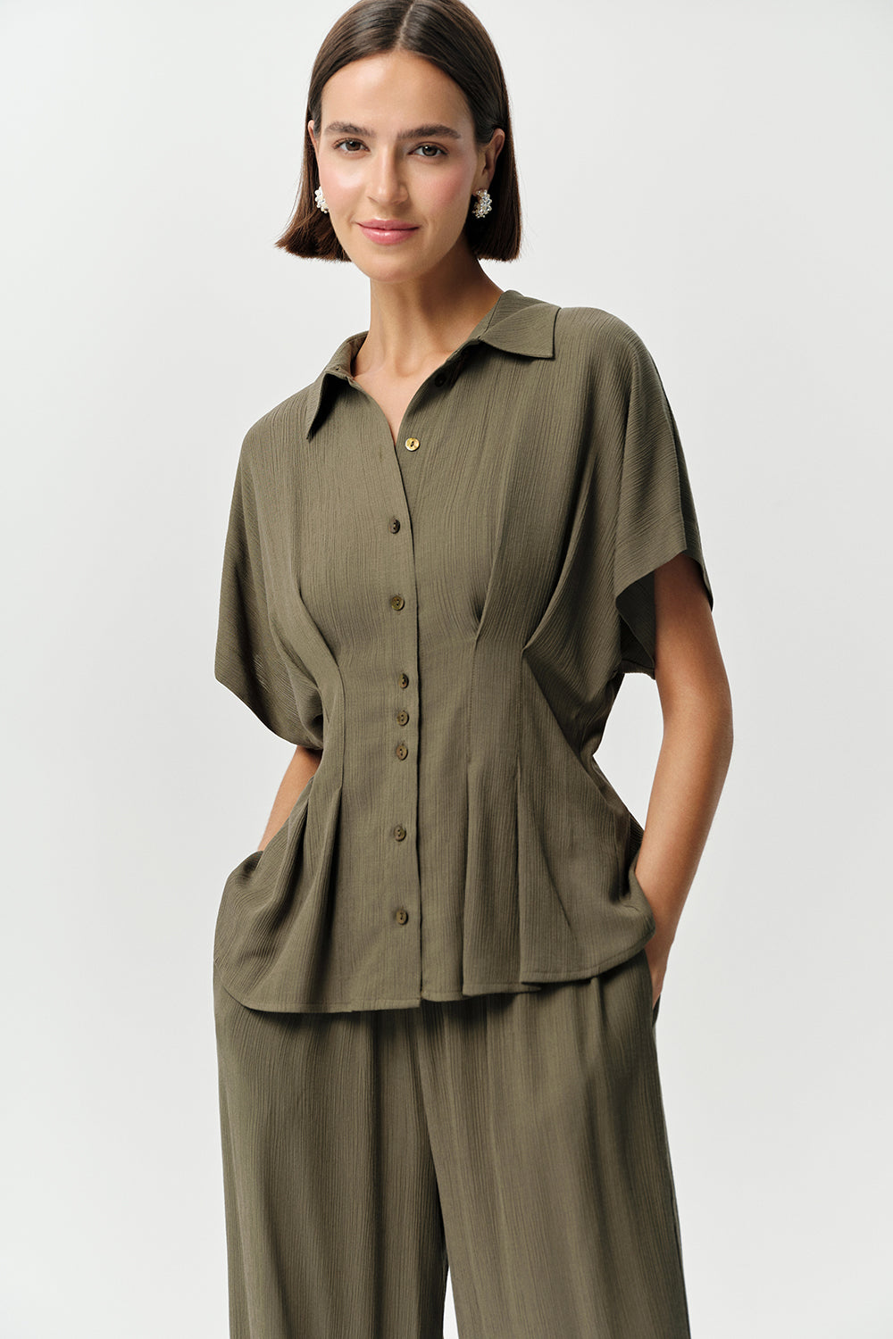 Gömlek Yaka Bele Oturan Düğmeli Regular Krinkle Haki Gömlek