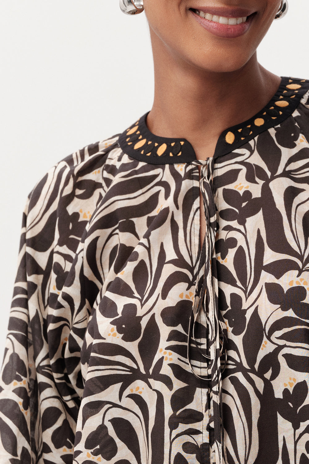 Düğmeli Bağcık Detaylı Desenli Uzun Kol Regular Çok Renkli Gömlek