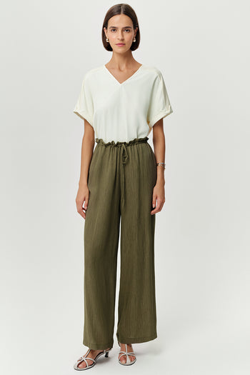 Beli Bağcıklı Cepli Geniş Paça Regular Dokuma Haki Pantolon