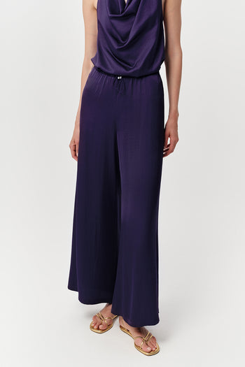 Geniş Paça Saten Görünümlü Beli Bağcıklı Regular Lacivert Pantolon