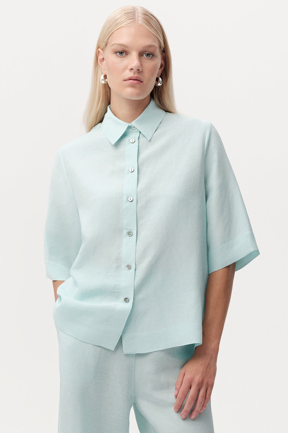 Gömlek Yaka Düğmeli Kısa Kollu Regular Turkuaz Gömlek