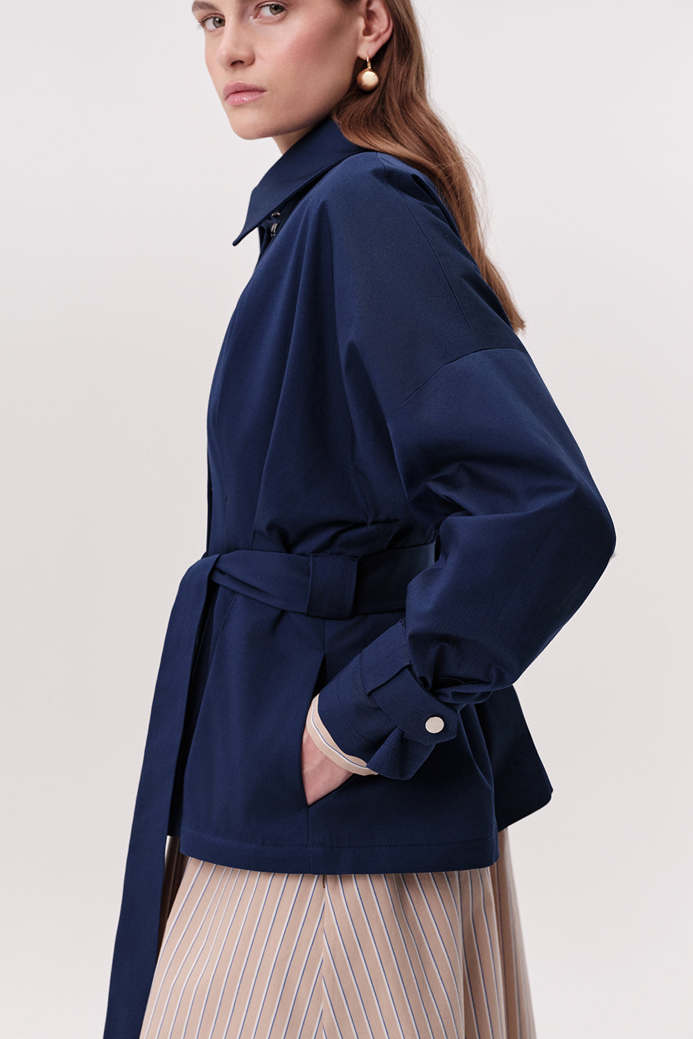 Pileli Ceket Yakalı Kuşaklı Cepli Regular Lacivert Trençkot
