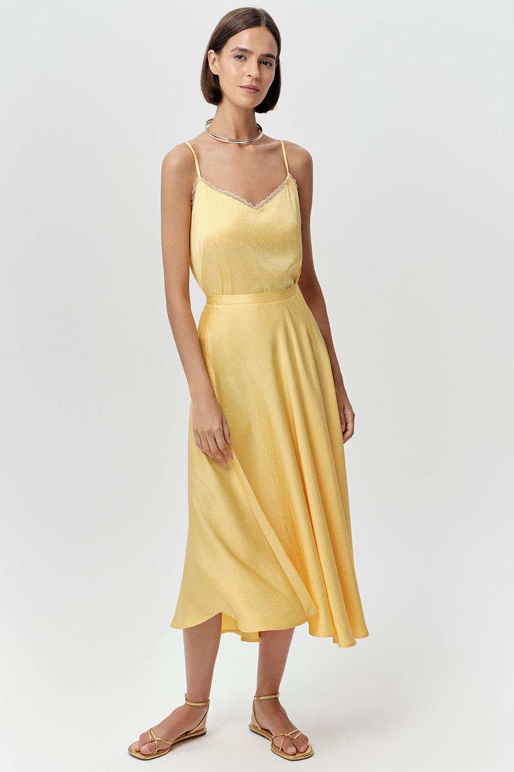 Dantel Şeritli İp Askılı Regular Saten Sarı Bluz