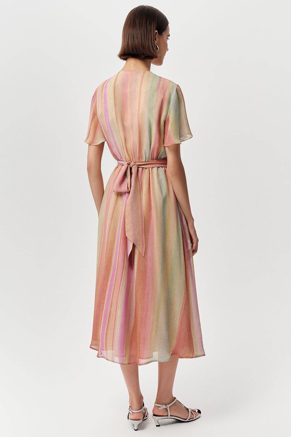 Degaje Yaka Kısa Kollu Astarlı Kuşaklı Midi Çok Renkli Elbise