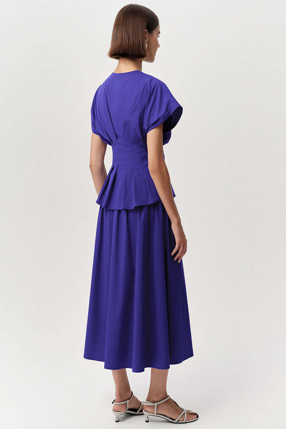 V Yaka Bele Oturan Kısa Kollu Regular Midi Saks Elbise