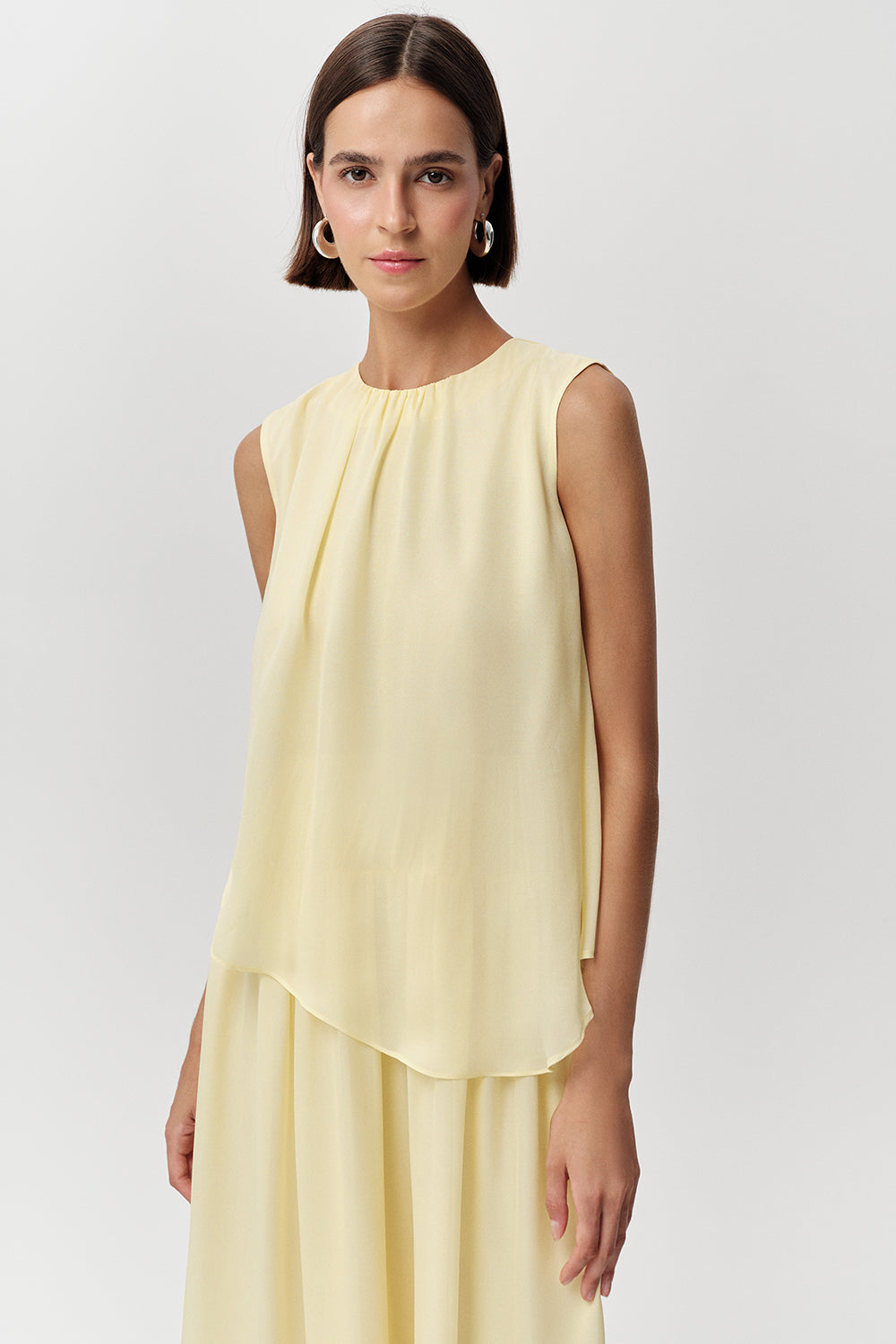 Bisiklet Yaka Beli Büzgülü Dantelli Regular Midi Sarı Elbise