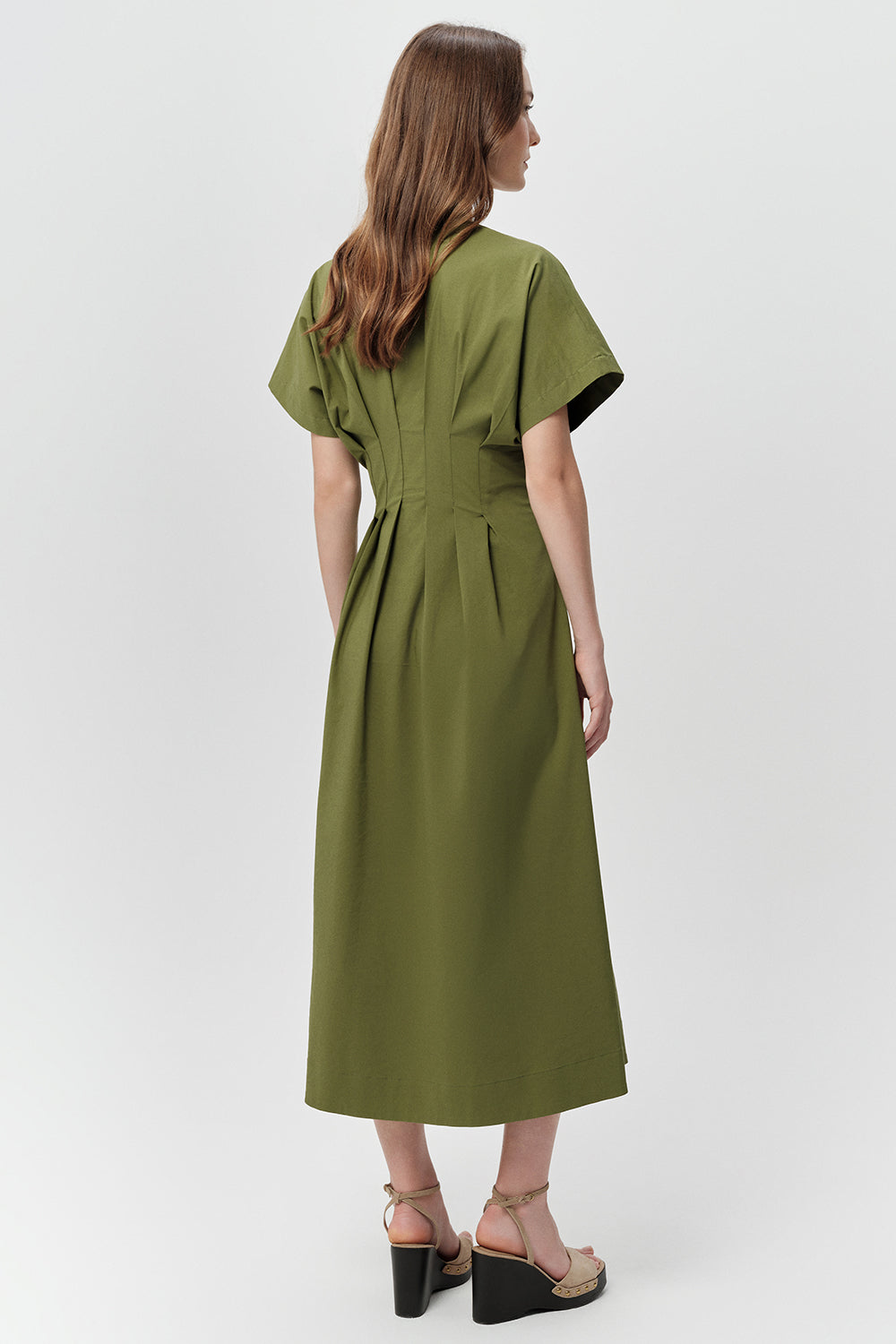 V Yaka Bağcık Detaylı Bele Oturan Cepli Regular Midi Haki Elbise