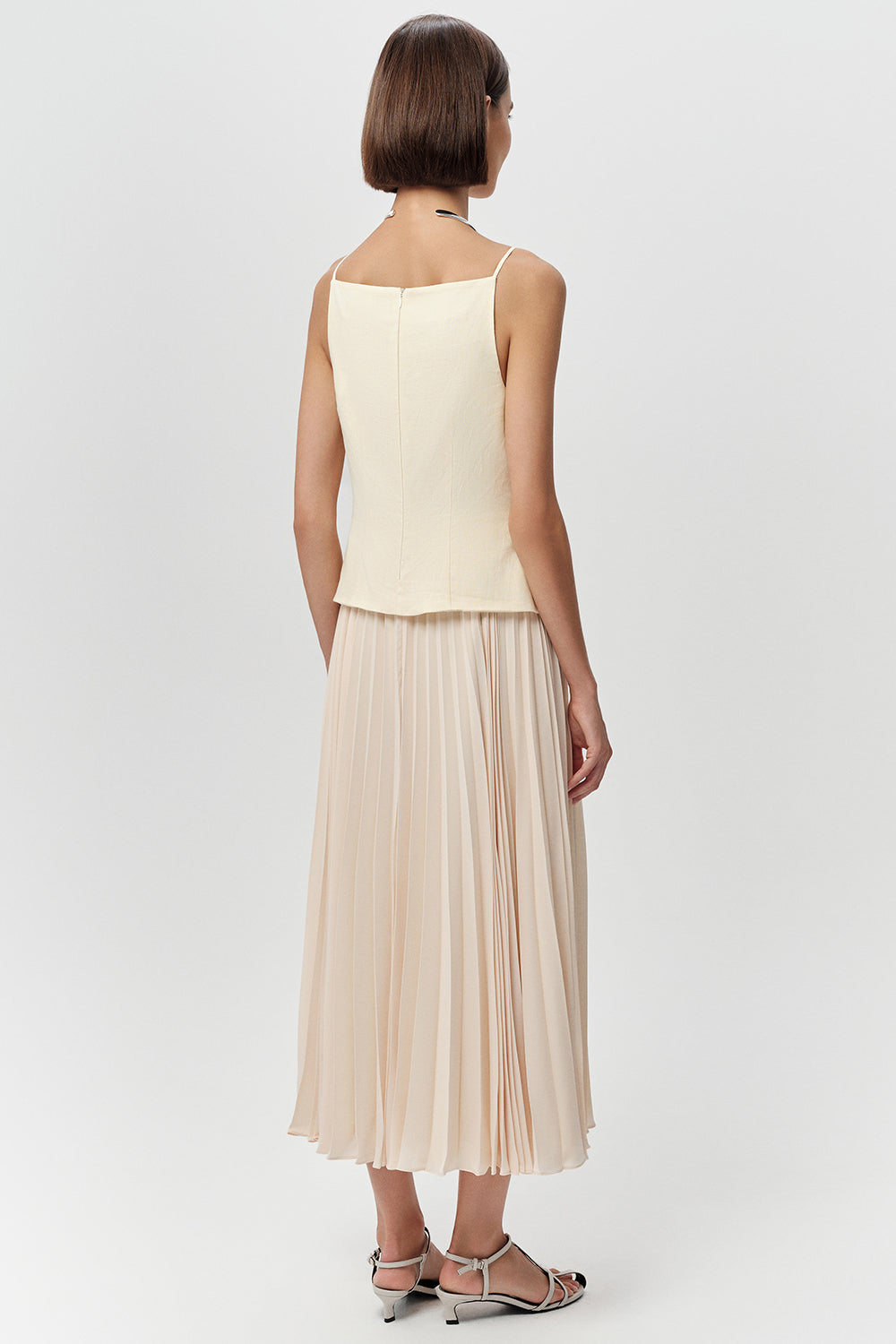 Kolsuz Pliseli Keten Garnili Regular Midi Tereyağı Elbise