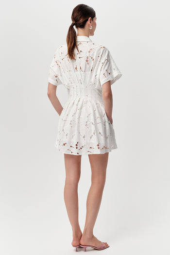 Kısa Kollu Delikli Gömlek Yaka Slim Fit Mini Kemik Elbise