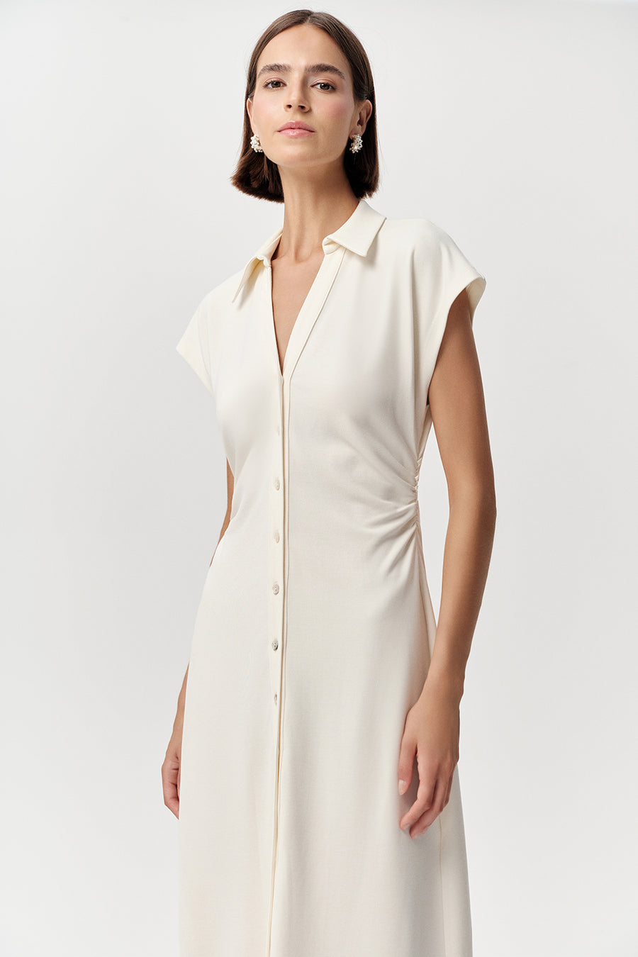Gömlek Yaka Beli Büzgülü Düğmeli Midi Slim Fit Örme Kemik Elbise
