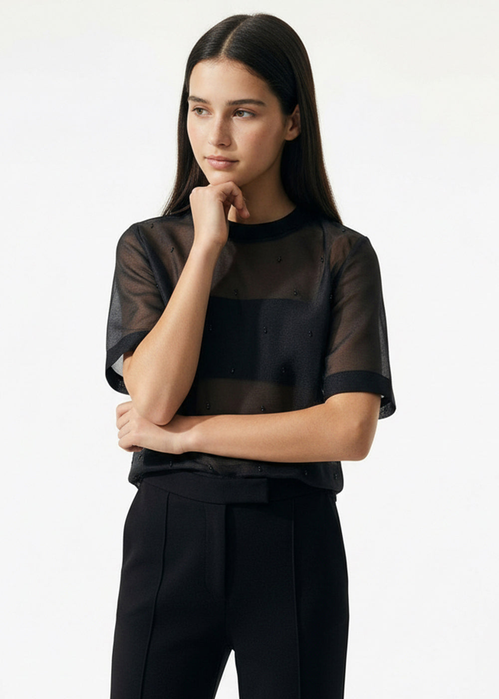 Boncuk İşlemeli Bisiklet Yaka Kısa Kol Regular Bluz