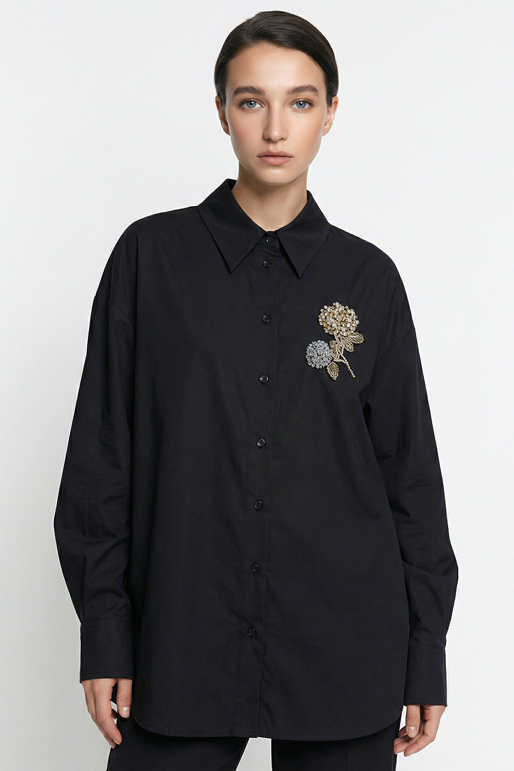Çiçek Taş İşlemeli Uzun Kollu Regular Siyah Gömlek