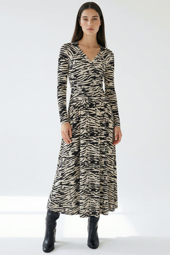 Uzun Kollu Kruvaze Yaka Zebra Desenli Örme Regular Elbise