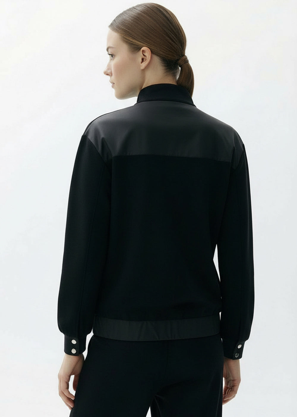 Taş İşlemeli Siyah Örme Regular Ceket