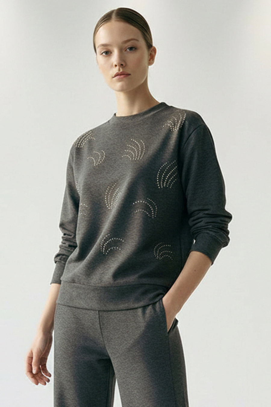 Desenli Taş İşlemeli Regular Uzun Kol Antrasit Sweatshirt