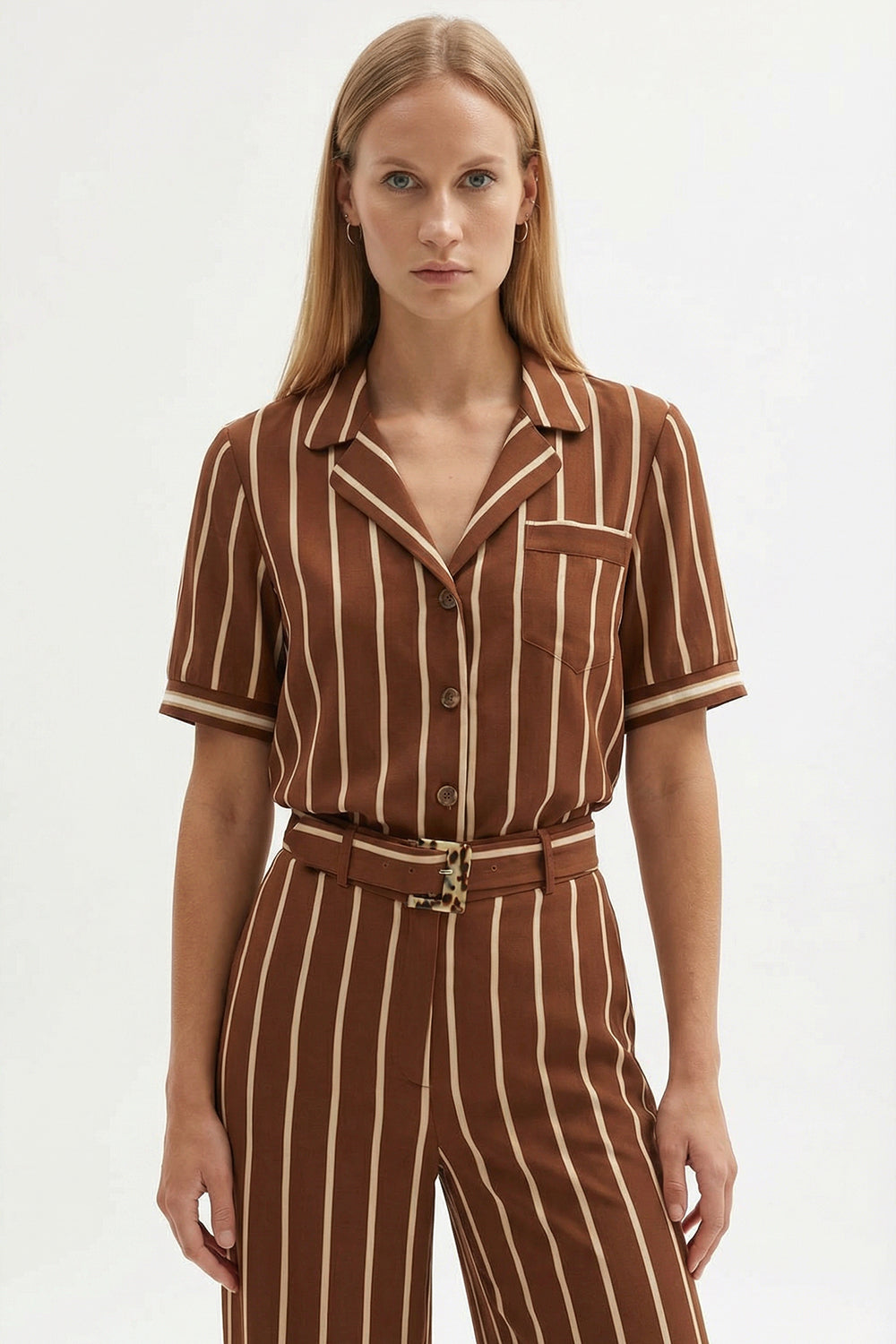 Çizgili Kısa Kollu Gömlek Modeli