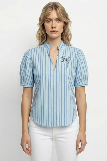 V Yaka Kısa Kollu Regular İşlemeli Çok Renkli Bluz