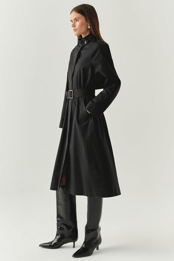 Dik Yaka Kemerli Regular Uzun Siyah Trençkot