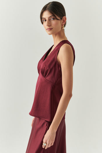 V Yaka Slim Fit Saten Görünümlü Vişne Bluz
