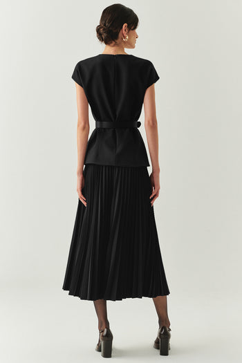 Bisiklet Yaka Kemerli Plisoley Slim Fit Midi Siyah Elbise