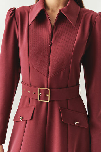 Önden Fermuarlı Kemerli Uzun Kol Slim Fit Vişne Midi Elbise