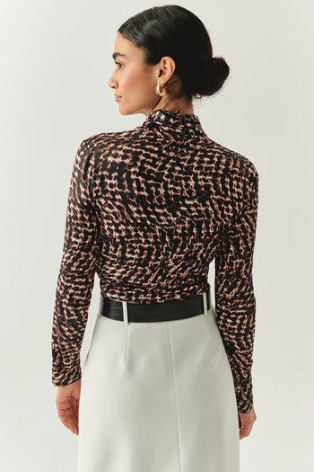 Leopar Desenli Boğazlı Slim Fit Uzun Kollu Örme Bluz