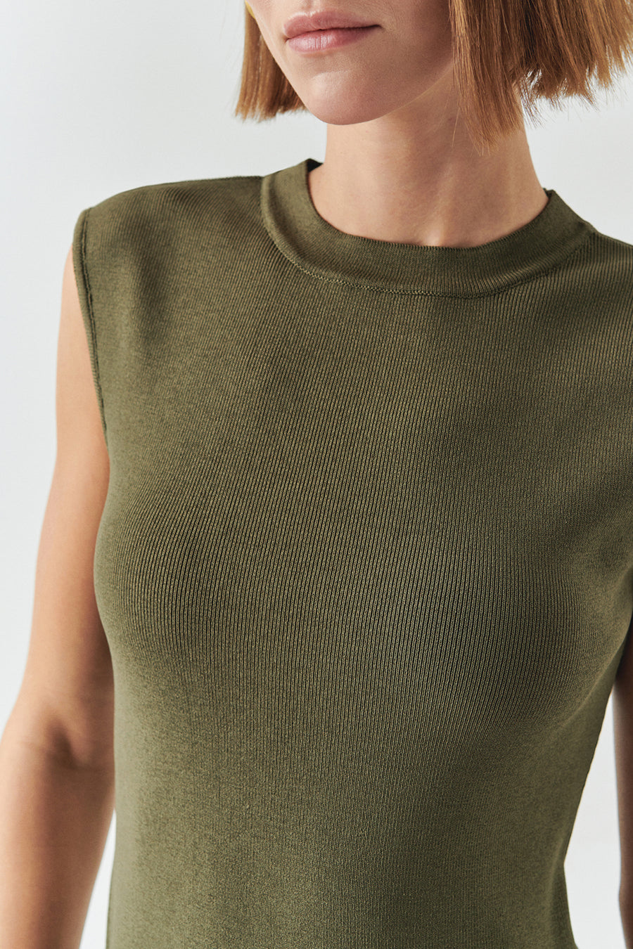 Bisiklet Yaka Triko Garnili Asimetrik Kesim Slim Fit Midi Haki Elbise