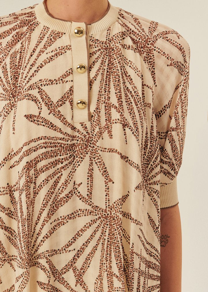 Yaprak Desenli Düğme Detaylı Rahat Kesim Rayon Şifon Bluz