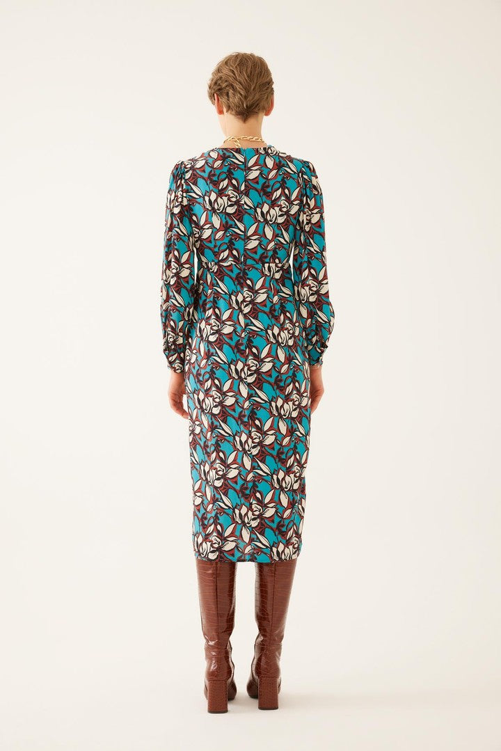 Çiçek Desenli Yırtmaçlı Elbise