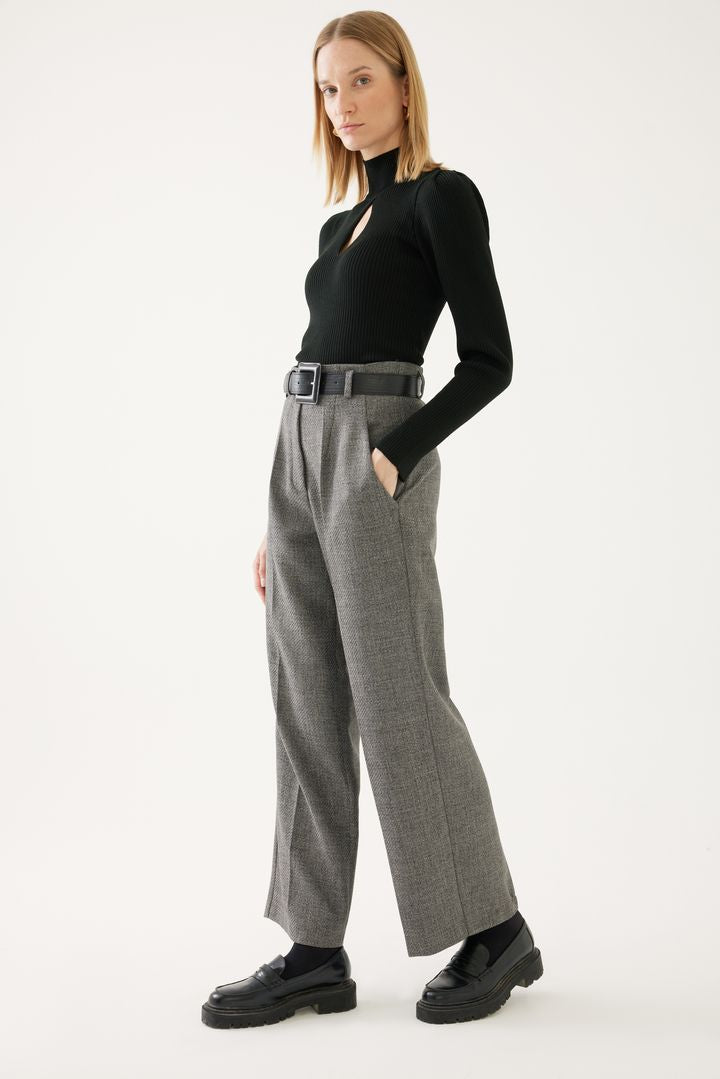 Kemerli Pantolon